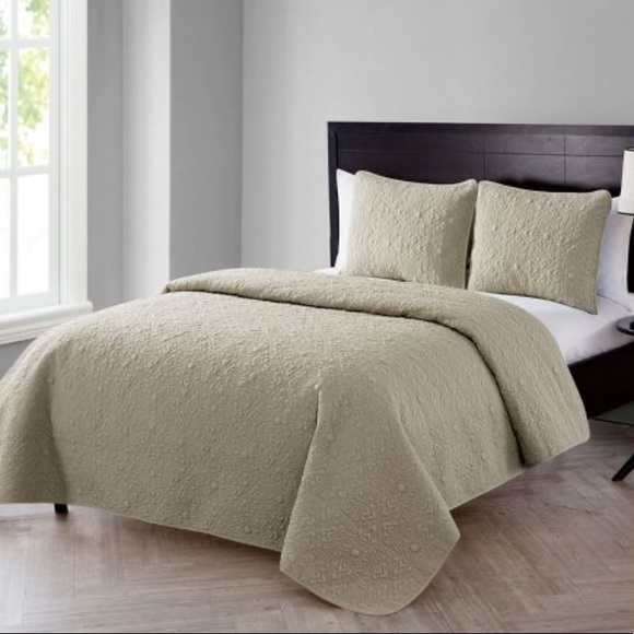 King luxury quilt set - Picture 3 of 3